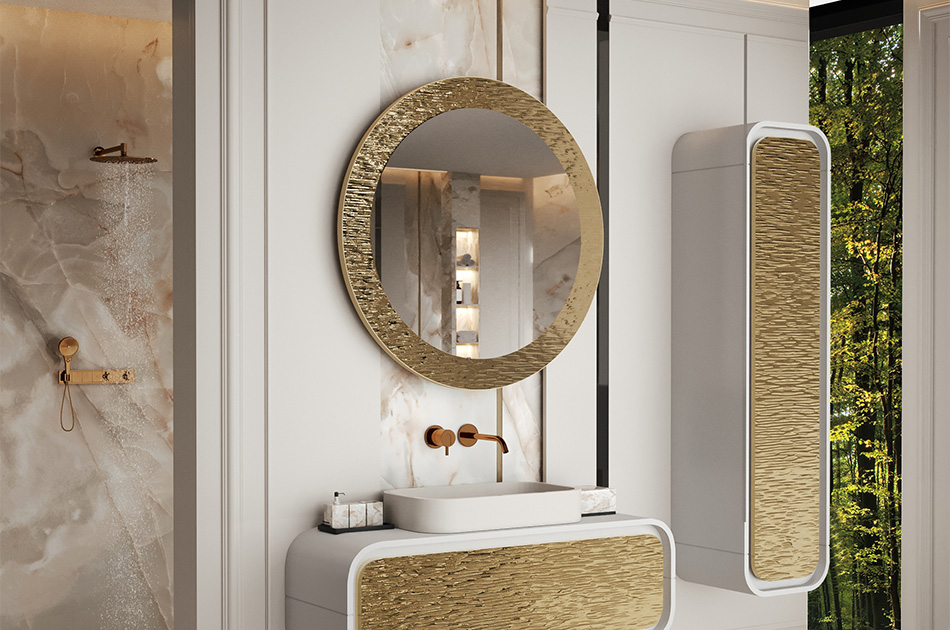 Miroir dans un cadre métallique