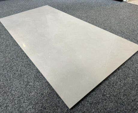 Carrelage en grès « lappato » pour sol, 60 x 120, gris clair, rectifié, A4H122 Poli Gris