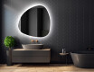 Miroir de salle de bains LED de forme irrégulière J221 #2