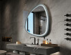 Miroir LED irrégulier avec cadre en MDF laqué brillant L308