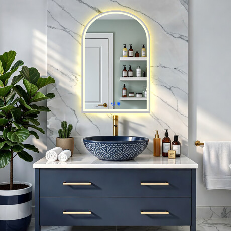 Miroir irrégulier rétroéclairé LED – 60x90/70x100 cm avec cadre en aluminium argenté #8